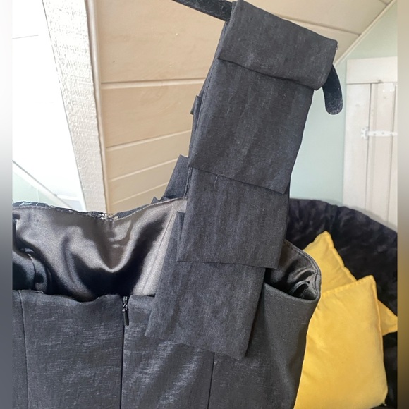 Jessica McClintock Formal Gown One Shoulder Lace Size 6 Bodycon - Picture 10 of 16